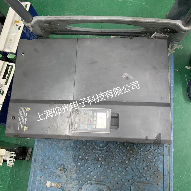 ̨���Ƶ��VFD370C43A ����ʾ����ά��