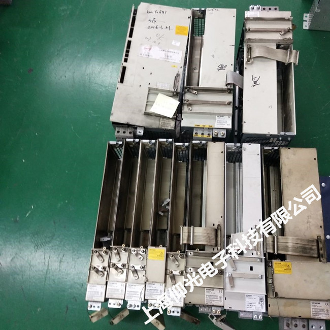 �ŷ�������ά��