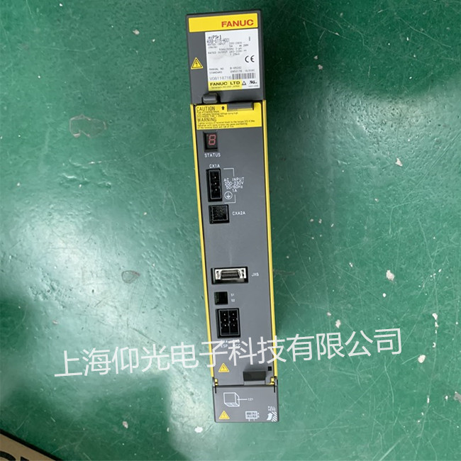 ���ǿ��ŷ�������ά�޹���A06B-6115-H001��ʾ20/26/420����