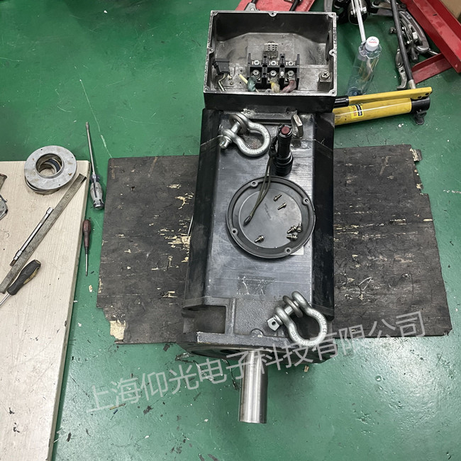 ���ǿ��ŷ�������ͽ�ˮά�޵绰A06B-1513-B150�ɲ���