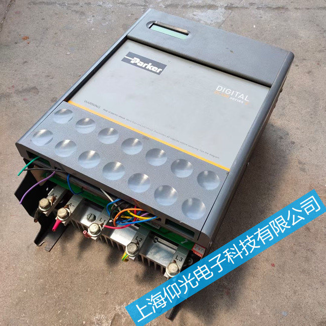 ������ֱ��������ά��