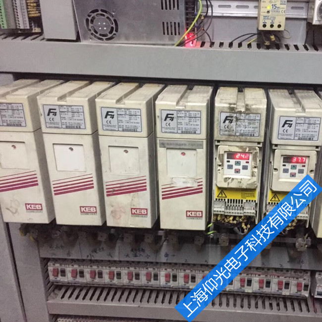 �Ʊȱ�Ƶ��ά�޳���