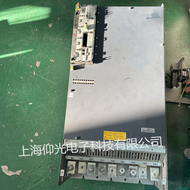 �ŷ�������ά��