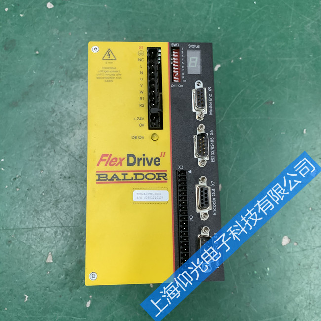 �ŷ�������ά��