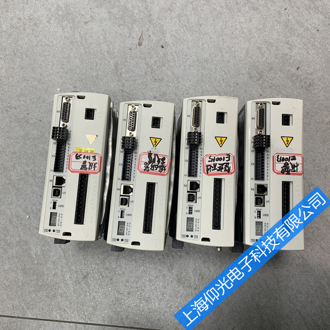 �ŷ�������ά��