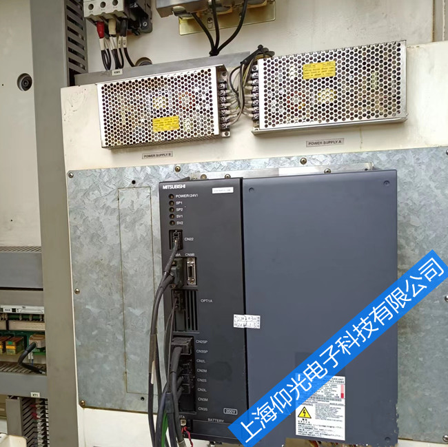 �ŷ�������ά��