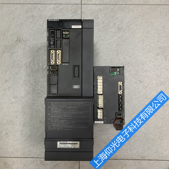 �ŷ�������ά��