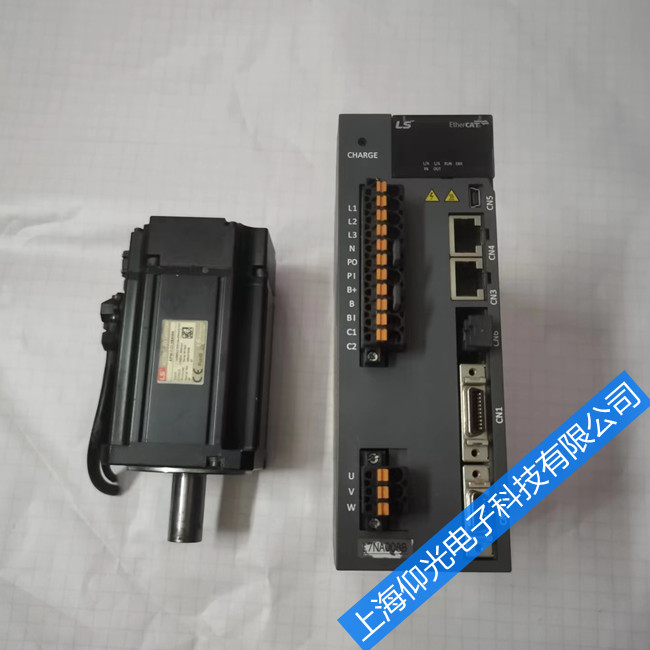 �ŷ�������ά��