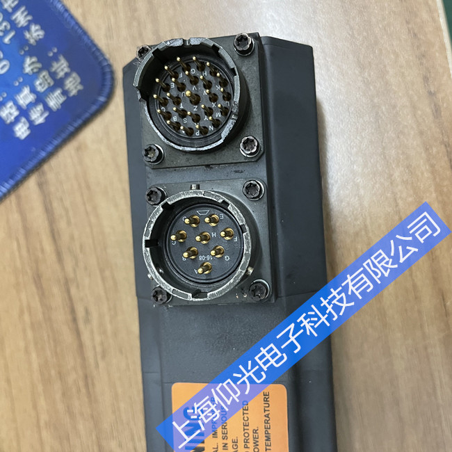 ��Ĭ���ŷ���������ֱ������������ϲ���ά��