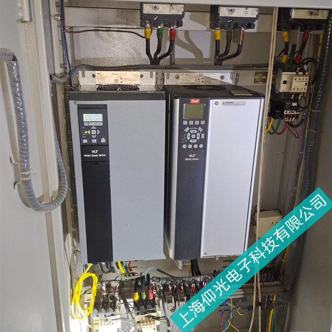 ����˹��Ƶ���������Ϸ�����ά��